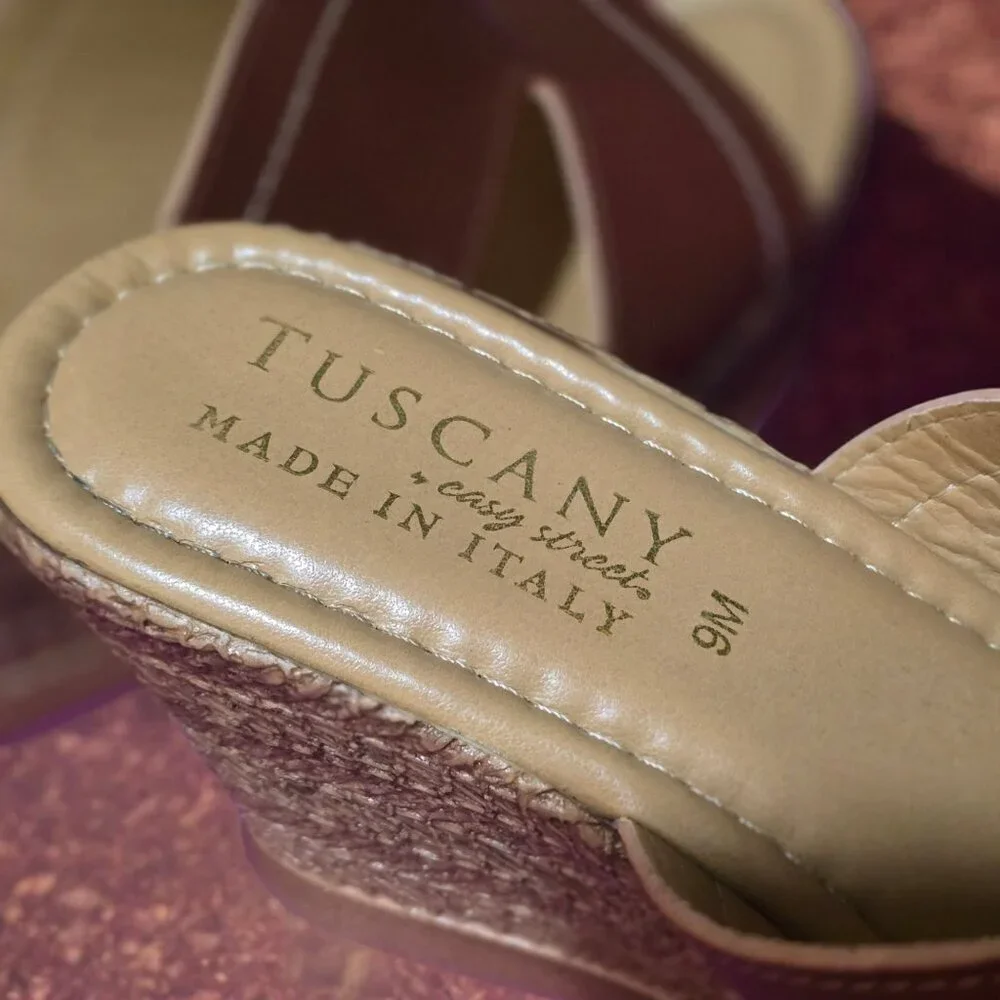 Tuscany by Easy Street ✦ Leather Wedge Slides ✦ Brown Open Toe Made in Italy 9 - Picture 5 of 12